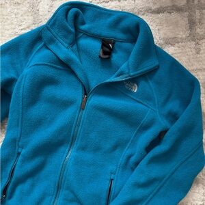 The north face sweater